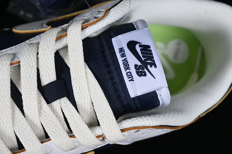 All categories Nk SB Dunk Series Nk SB Dunk Low low-top sneakers HUF x Nk SB Dunk Low NYC San Francisco joint model SB low-top sports and leisure sneakers FD8775-100